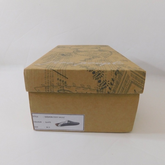 NWT!! New in Box FREE PEOPLE Damon Cozy Mules Gray Suede Slate Faux Fur 36.5 6 - Picture 11 of 15